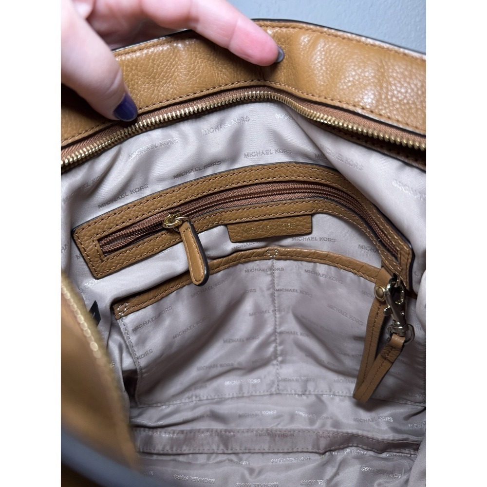 Michael Kors Camel Brown Tasseled Crossbody Purse Braid Strap Design Western - Picture 15 of 16